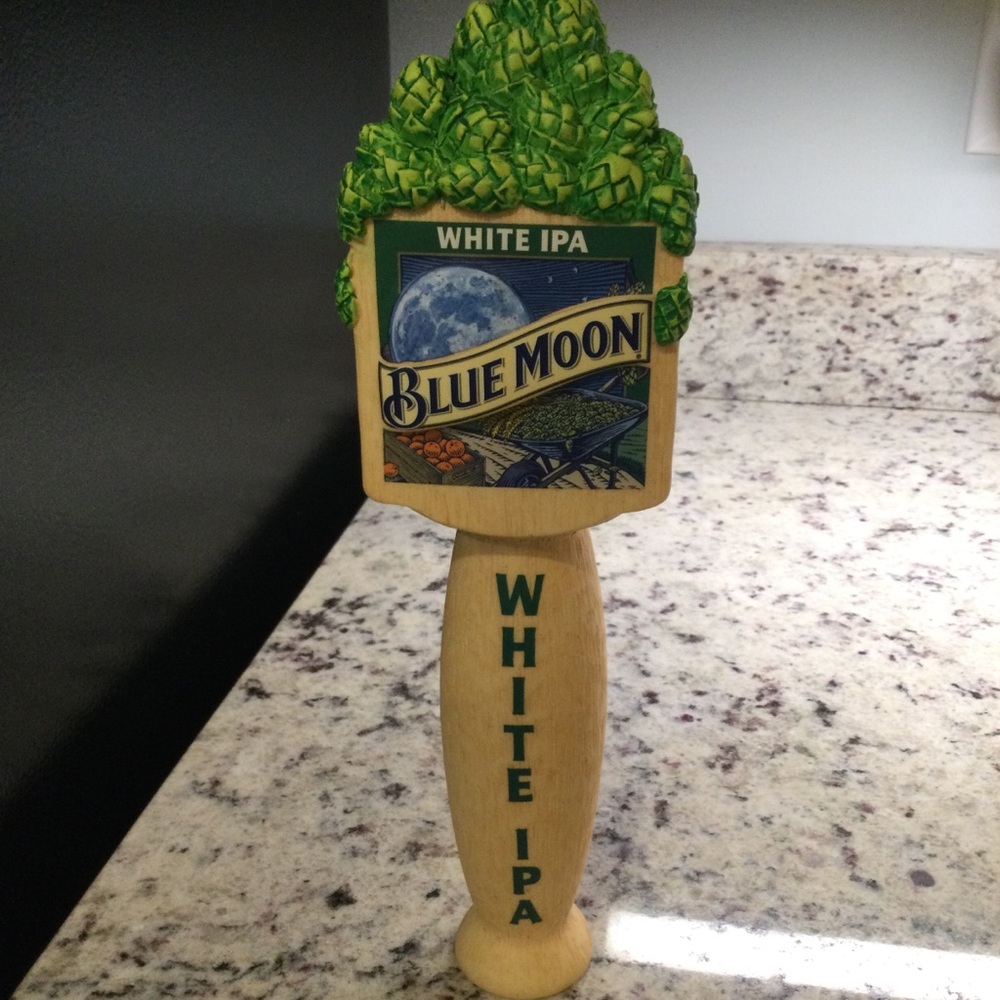Blue Moon White IPA Beer Tap